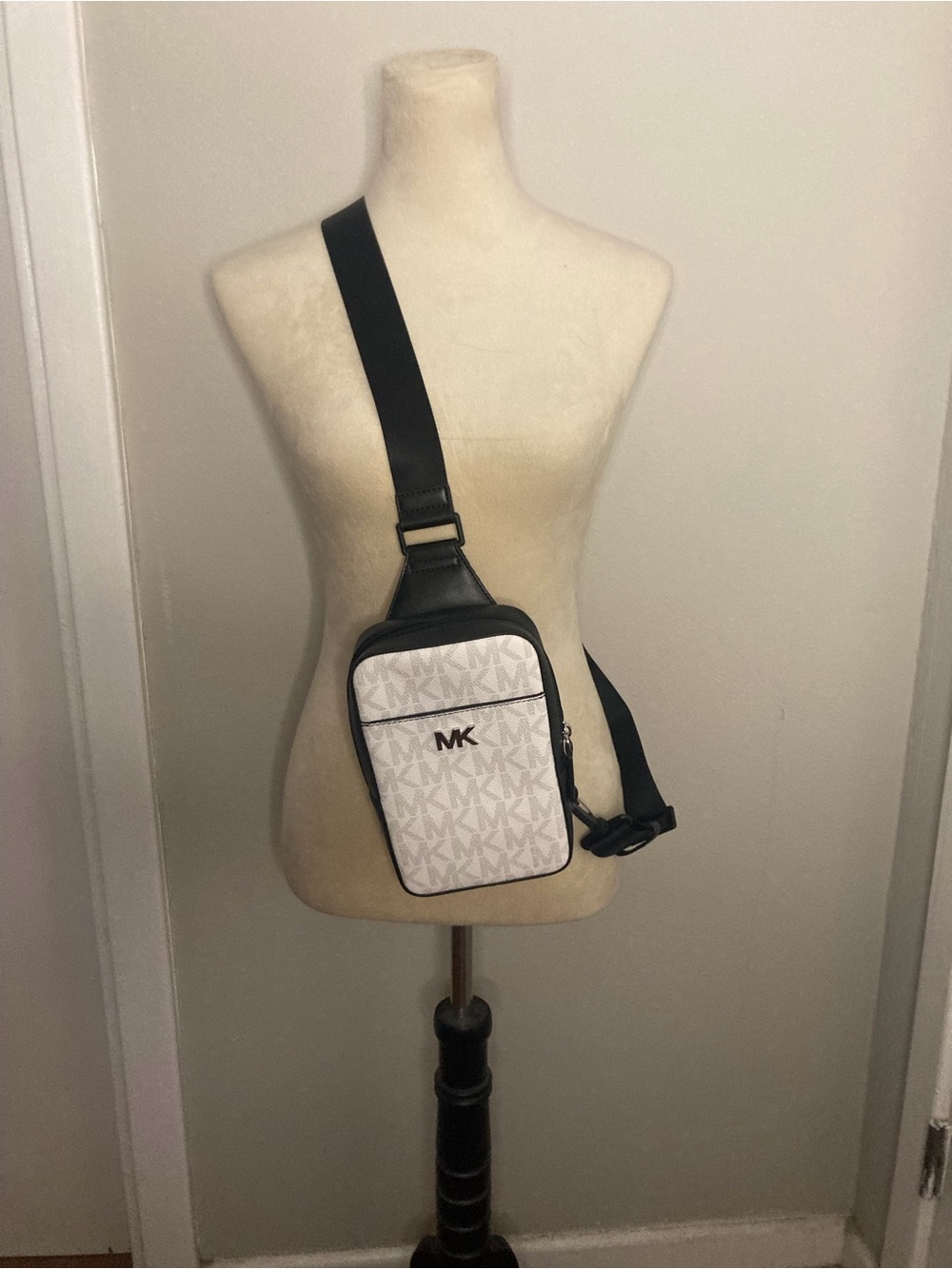 Michael Kors Crossbody Bag